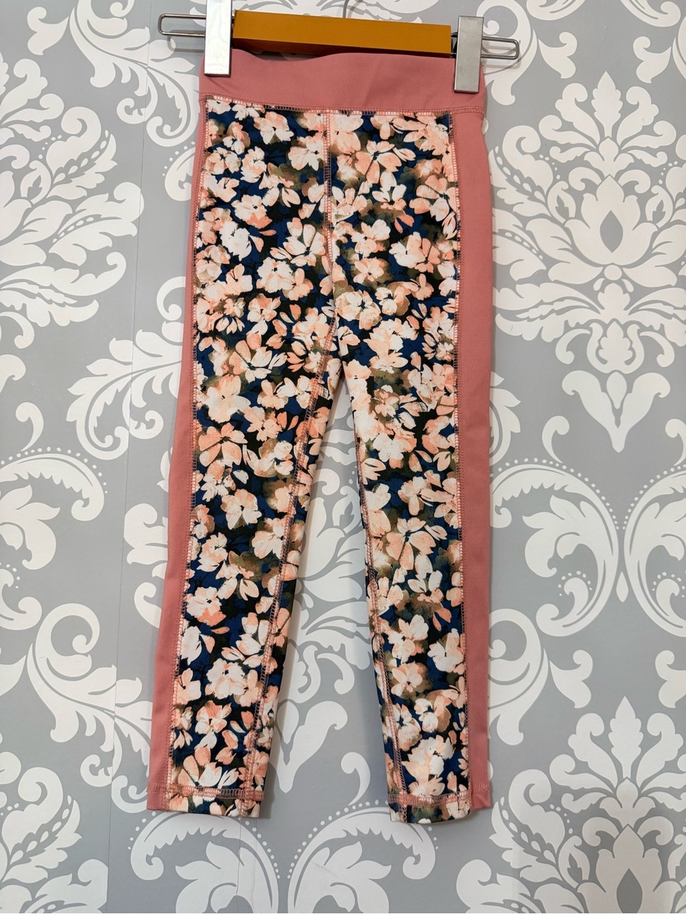 💫4/$25 • Osh Kosh Girls' Floral Pink Active Leggings